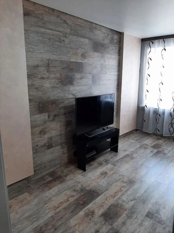 Купить трехкомнатную квартиру на улице Жилмассив в Новосибирской области. Вариант № 9561293, 18, площадь -  квм, цена 10400000 рублей