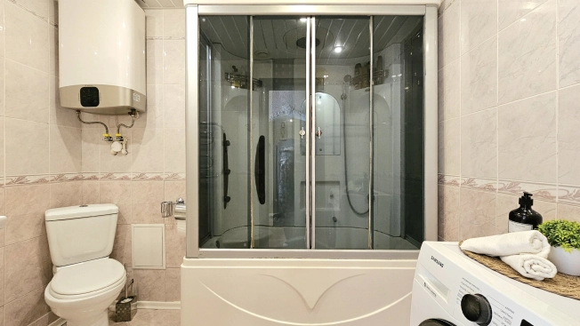 Купить квартиру в Липецкой области. Вариант № 7719812, 43, площадь -  квм, цена 7599000 рублей