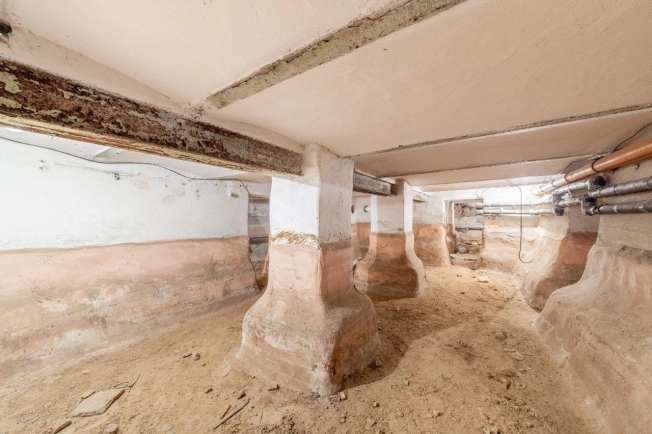 Купить коммерческую недвижимость свободного назначения в Санкт-Петербурге. Вариант № 7714877, 7, площадь -  квм, цена 5600000 рублей