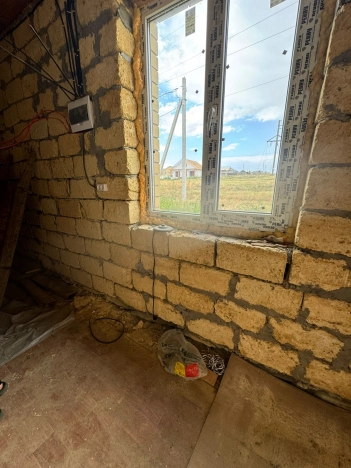 Купить дом в Элисте. Вариант № 57048, 4, площадь -  квм, цена 1980000 рублей