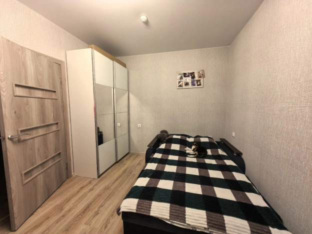 Купить однокомнатную квартиру в Микрорайоне 11-й в Белгороде. Вариант № 5513277, 4, площадь -  квм, цена 4150000 рублей