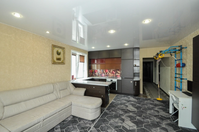 Купить квартиру на улице Виктора Шевелёва в Новосибирске. Вариант № 58479, 0, площадь -  квм, цена 6600000 рублей