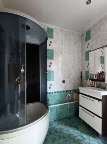 Купить дом на улице Совхозная в Тюменской области. Вариант № 8978349, 21, площадь -  квм, цена 15000000 рублей