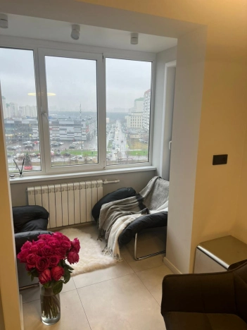 Купить квартиру в Москве. Вариант № 9999684, 4, площадь -  квм, цена 14700000 рублей