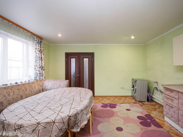 Купить дом в Омске. Вариант № 20724, 12, площадь -  квм, цена 8300000 рублей