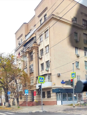 Купить трехкомнатную квартиру в Ростовской области. Вариант № 9589895, 17, площадь -  квм, цена 15500000 рублей