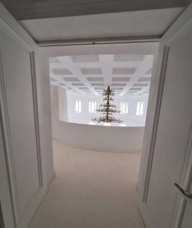 Купить дом на улице Яковлевская в Москве. Вариант № 51944, 37, площадь -  квм, цена 400000000 рублей