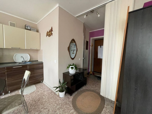 Купить однокомнатную квартиру на вторичке в районе Первомайский в Пензе. Вариант № 32100, 6, площадь -  квм, цена 2500000 рублей