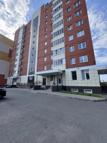 Купить торговые помещения в Строителе. Вариант № 3953457, 6, площадь -  квм, цена 2400000 рублей