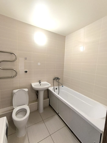 Купить двухкомнатную квартиру в Воронеже. Вариант № 2004425, 22, площадь -  квм, цена 6498000 рублей