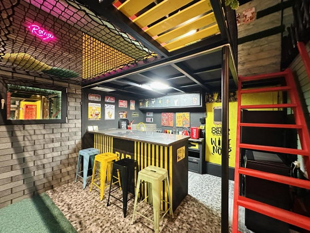 Купить квартиру в Москве. Вариант № 8168989, 34, площадь -  квм, цена 11999999 рублей