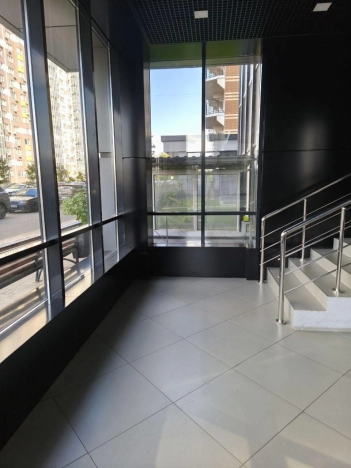 Купить трехкомнатную квартиру в Воронеже. Вариант № 5523231, 1, площадь -  квм, цена 8430000 рублей