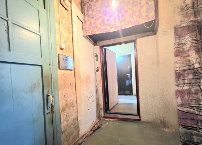 Купить трехкомнатную квартиру на улице Молодёжная в Владимирской области. Вариант № 8538922, 5, площадь -  квм, цена 300000 рублей