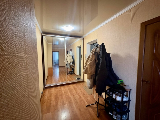 Купить квартиру в Белгороде. Вариант № 9923590, 8, площадь -  квм, цена 9300000 рублей