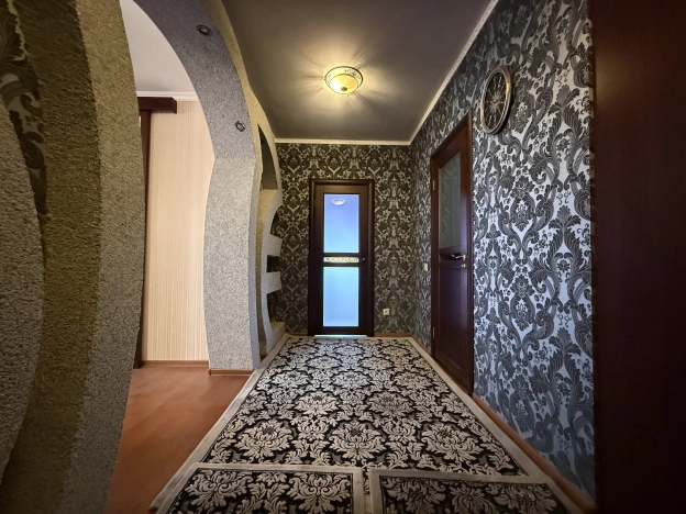 Купить квартиру в Белгороде. Вариант № 9936659, 13, площадь -  квм, цена 13100000 рублей