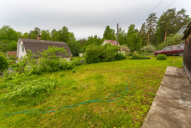 Купить дачу в Республике Карелия. Вариант № 50403, 10, площадь -  квм, цена 2200000 рублей