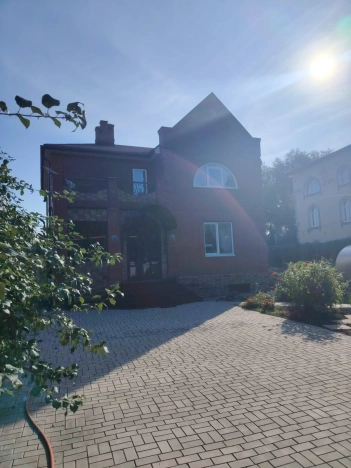 Купить дом в районе Заельцовский в Новосибирске. Вариант № 3876416, 0, площадь -  квм, цена 19500000 рублей