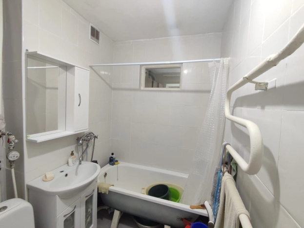 Купить однокомнатную квартиру в Микрорайоне 1-й, Элиста в Элисте. Вариант № 7607180, 6, площадь -  квм, цена 3350000 рублей