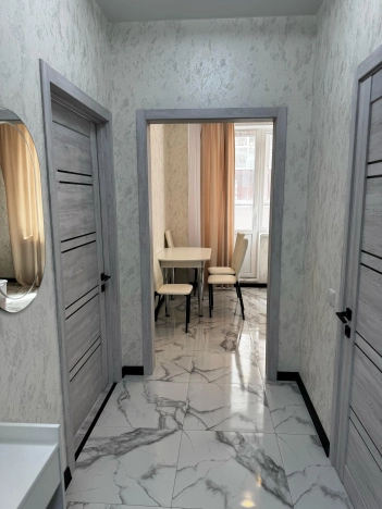 Купить однокомнатную квартиру в районе Кировский в Ростове-на-Дону. Вариант № 45633, 9, площадь -  квм, цена 6800000 рублей