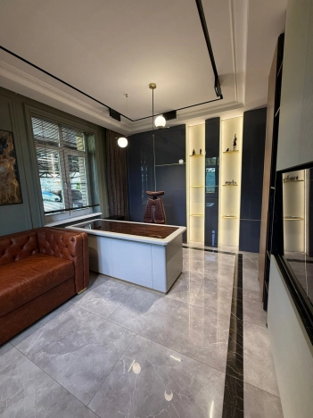 Купить таунхаус в Москве. Вариант № 8994861, 44, площадь -  квм, цена 65000000 рублей