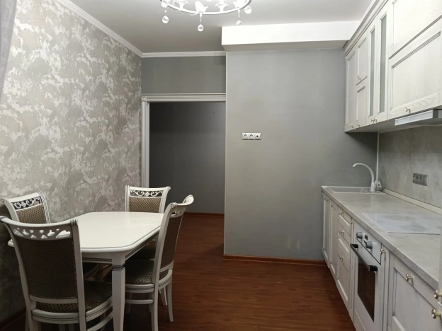 Купить двухкомнатную квартиру на вторичке у метро Бауманская в Москве. Вариант № 10424710, 0, площадь -  квм, цена 16700000 рублей