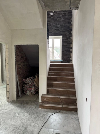 Купить дом в Москве. Вариант № 10218933, 33, площадь -  квм, цена 13000000 рублей