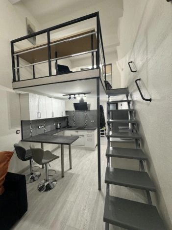 Купить квартиру в Москве. Вариант № 9679996, 1, площадь -  квм, цена 10900000 рублей