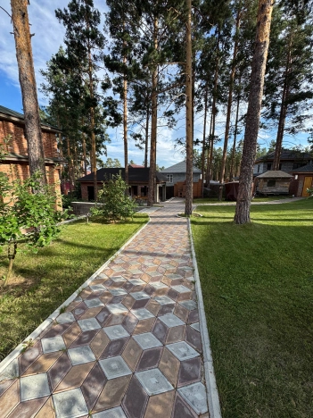 Купить дом на улице Административная в Иркутской области. Вариант № 7253646, 22, площадь -  квм, цена 39500000 рублей