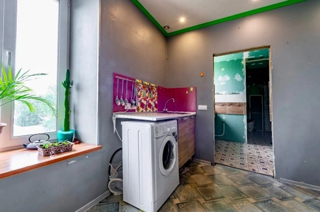 Купить многокомнатную квартиру в районе Адмиралтейский в Санкт-Петербурге. Вариант № 60404, 12, площадь -  квм, цена 23800000 рублей