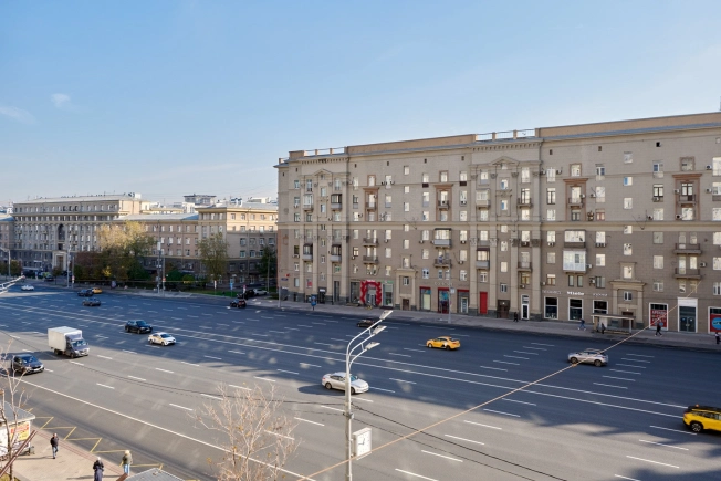 Купить квартиру в Москве. Вариант № 8112228, 9, площадь -  квм, цена 27450000 рублей