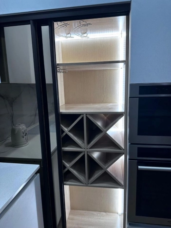 Купить квартиру в Москве. Вариант № 9864777, 21, площадь -  квм, цена 26500000 рублей