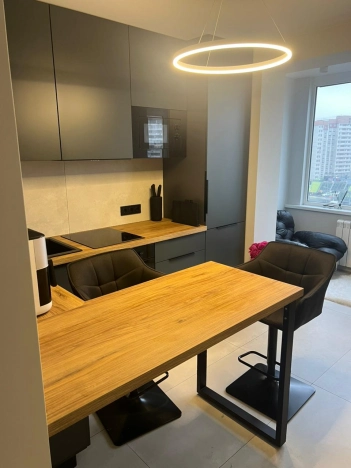 Купить квартиру в Москве. Вариант № 9999684, 13, площадь -  квм, цена 14700000 рублей