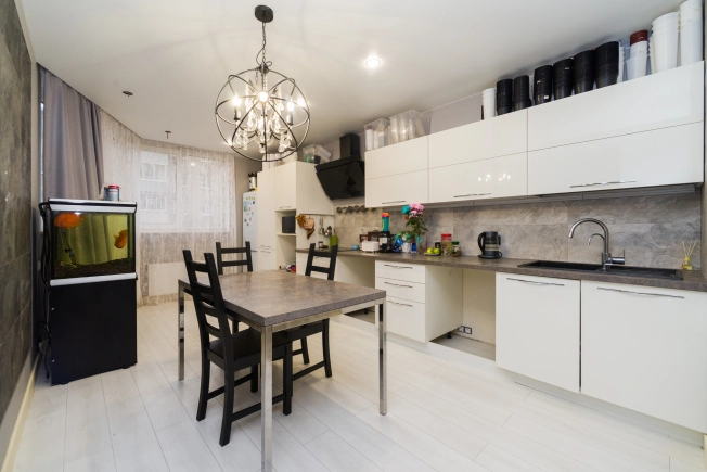 Купить трехкомнатную квартиру в Рязанской области. Вариант № 9816297, 2, площадь -  квм, цена 15500000 рублей