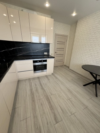 Купить квартиру на вторичке в Уфе. Вариант № 57686, 4, площадь -  квм, цена 10000000 рублей