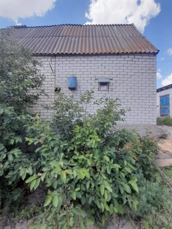 Купить дом на улице Мечникова в Элисте. Вариант № 16398, 17, площадь -  квм, цена 1800000 рублей