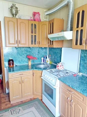 Купить трехкомнатную квартиру в Ростовской области. Вариант № 8479389, 13, площадь -  квм, цена 6900000 рублей