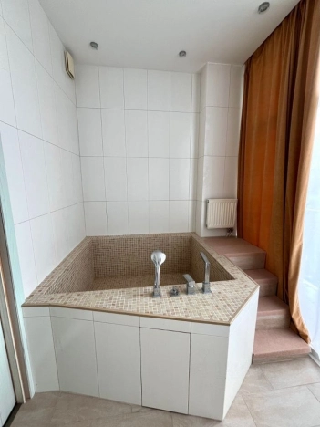 Купить квартиру в Москве. Вариант № 9653351, 15, площадь - квм, цена 7500000 рублей