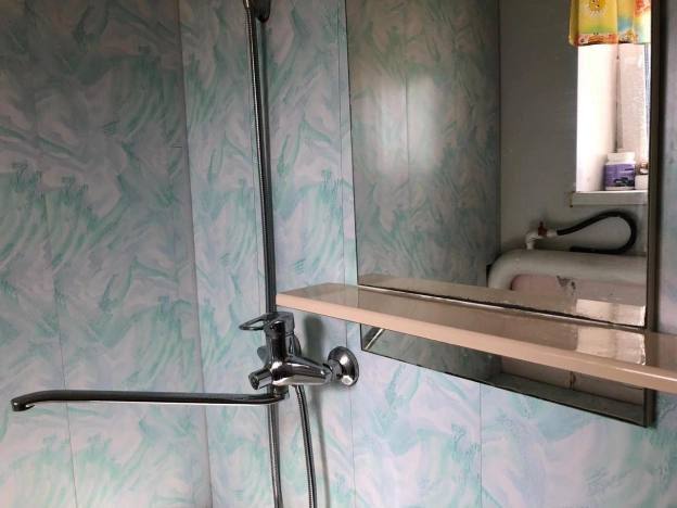 Купить трехкомнатную квартиру на улице 10 лет Октября в Омске. Вариант № 12536, 19, площадь -  квм, цена 2400000 рублей