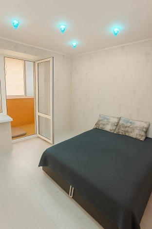 Купить двухкомнатную квартиру в Ростовской области. Вариант № 9462376, 5, площадь -  квм, цена 7950000 рублей