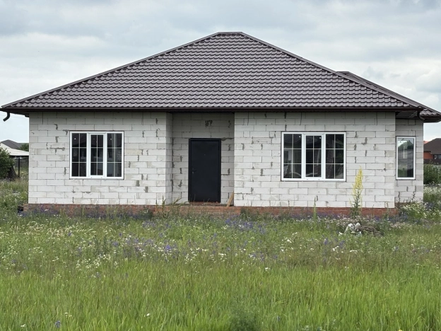 Купить дом в Курской области. Вариант № 57713, 0, площадь -  квм, цена 4000000 рублей