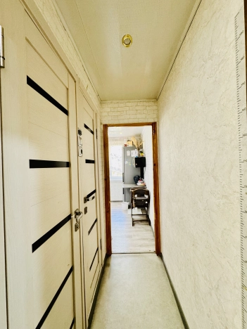 Купить двухкомнатную квартиру в Старом Осколе. Вариант № 6809307, 6, площадь -  квм, цена 3600000 рублей