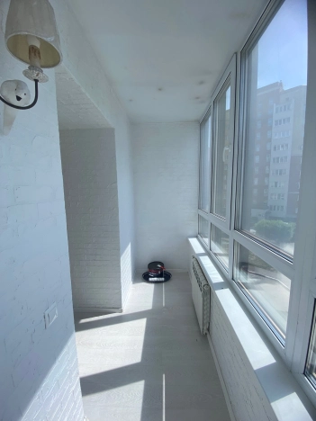 Купить четырехкомнатную квартиру в Омске. Вариант № 2704, 17, площадь -  квм, цена 18000000 рублей