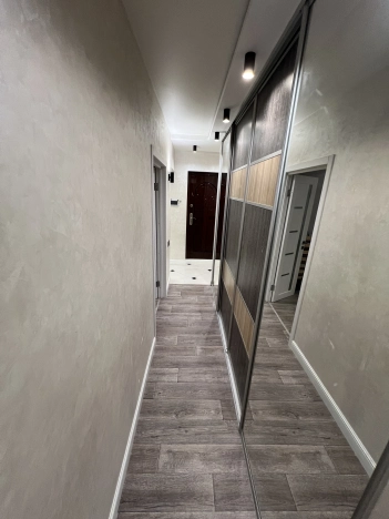 Купить трехкомнатную квартиру в Микрорайоне Лимончики, Ковров в Коврове. Вариант № 8893210, 9, площадь -  квм, цена 5750000 рублей