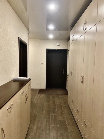 Купить трехкомнатную квартиру у метро Коммунарка в Москве. Вариант № 9891640, 20, площадь -  квм, цена 13700000 рублей