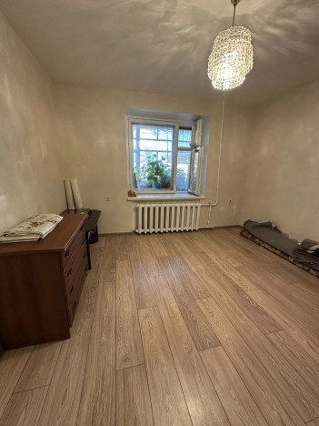 Купить двухкомнатную квартиру в Сыктывкаре. Вариант № 43330, 3, площадь -  квм, цена 4200000 рублей