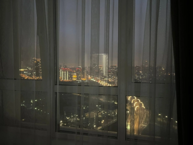 Купить квартиру в Москве. Вариант № 8425498, 35, площадь -  квм, цена 30000000 рублей