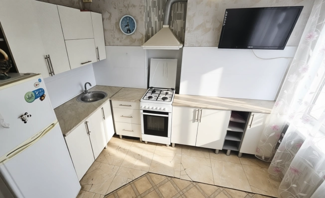 Купить трехкомнатную квартиру в Калининградской области. Вариант № 8899705, 10, площадь -  квм, цена 6150000 рублей