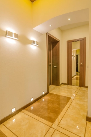 Купить двухкомнатную квартиру в Микрорайоне Водники в Вологде. Вариант № 17576, 32, площадь -  квм, цена 21600000 рублей