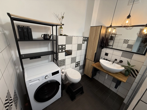 Купить однокомнатную квартиру на улице Олега Кошевого в Калининграде. Вариант № 2898678, 14, площадь -  квм, цена 7150000 рублей