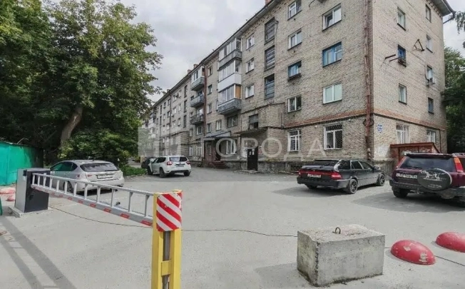 Купить трехкомнатную квартиру в Новосибирске. Вариант № 8404667, 11, площадь -  квм, цена 6300000 рублей